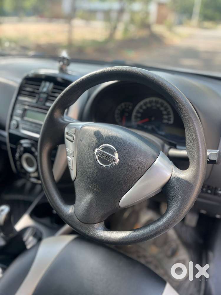Nissan Sunny, 2019, Petrol
