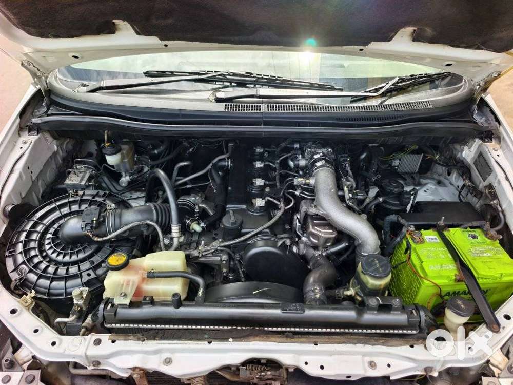 Toyota Innova 2.5 G (diesel) 8 Seater Bs Iv, 2012, Diesel