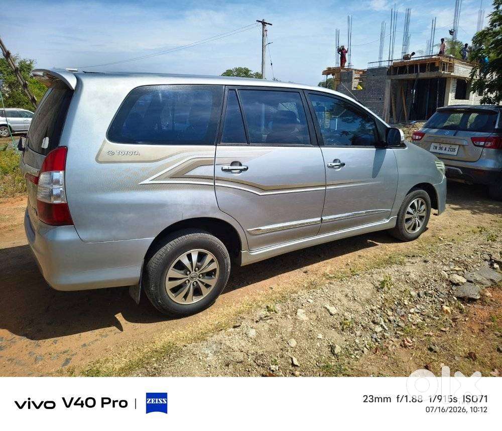 Toyota Innova 2.5 Z Diesel 7 Seater Bs Iv, 2015, Diesel