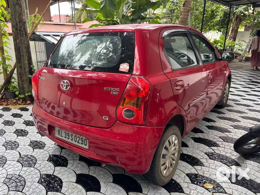 Toyota Etios Liva G, 2011, Petrol