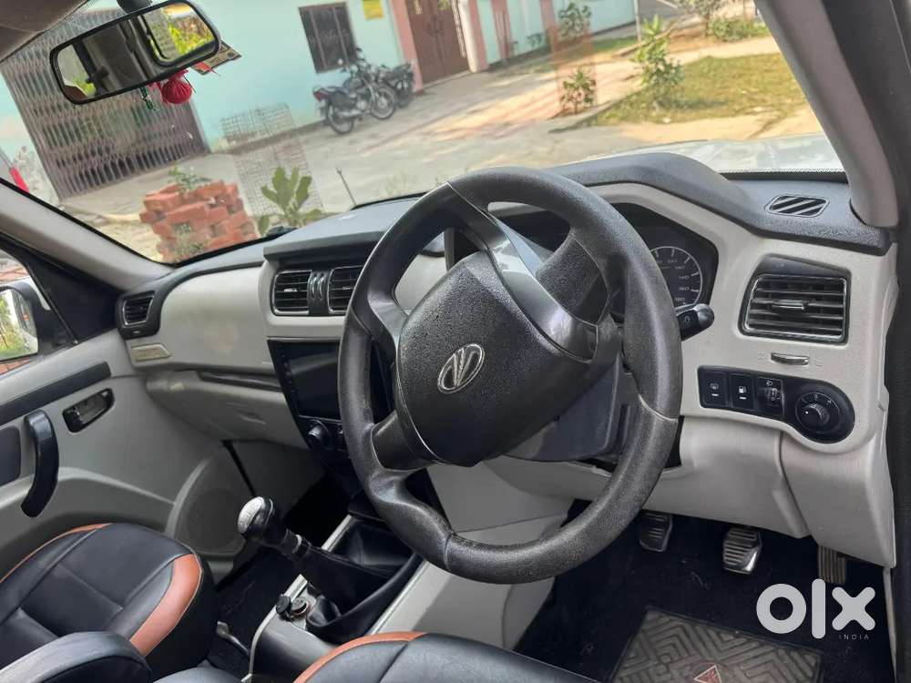 Mahindra Scorpio 2016