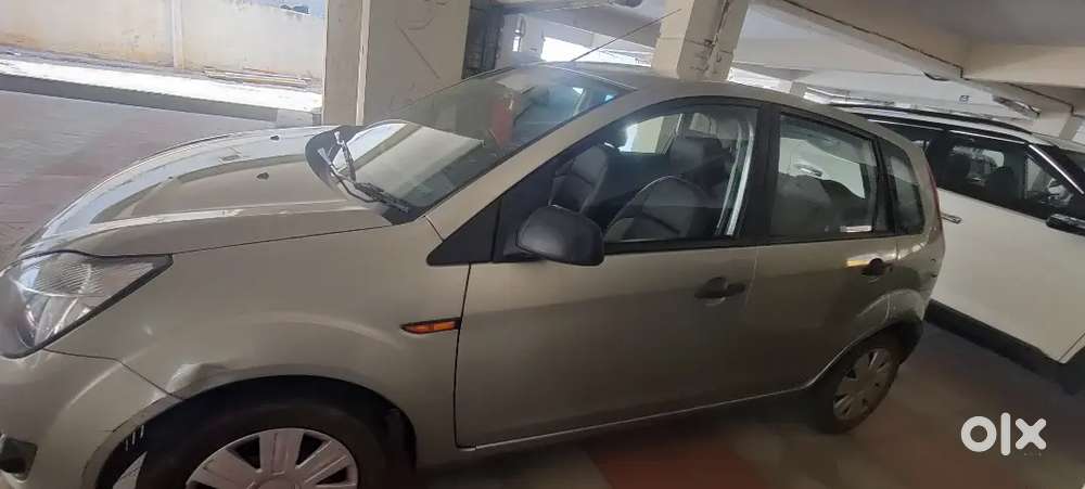 Ford Figo 2010 Petrol 79000 Km Driven