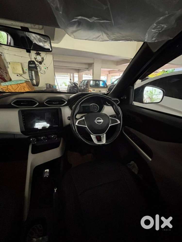 Nissan Magnite 2024 Petrol Well Maintained