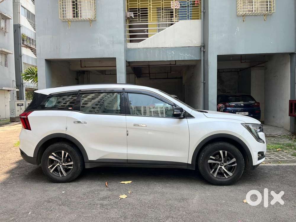 Mahindra Xuv700 2023 Diesel Well Maintained