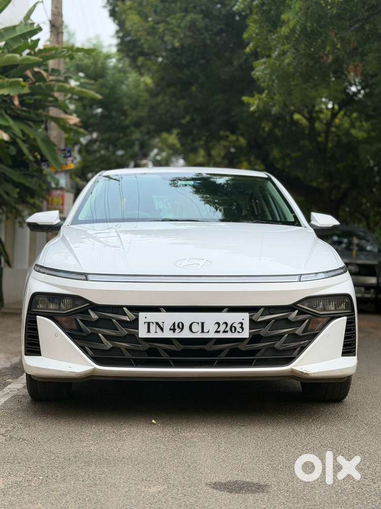 Hyundai Verna 1.5 Sx Ivt, 2023, Petrol
