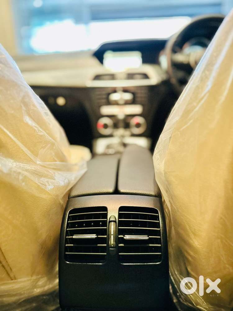 Mercedes-benz C-class C 200 Progressive, 2012, Petrol
