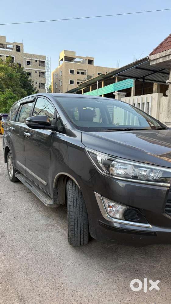 Toyota Innova Crysta 2.4 G Mt 7 Str, 2019, Diesel