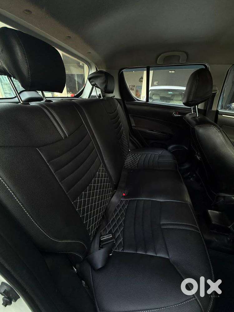 Maruti Suzuki Swift Vxi 1.2 Abs Bs-iv, 2016, Petrol