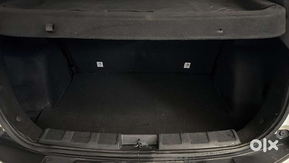 Tata Nexon Pure 1.2 Revotron Petrol 6 Mt, 2025, Petrol