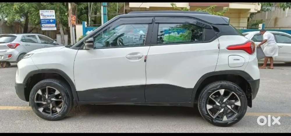 Tata Punch 2023 Sunroof Amt Dual Tone