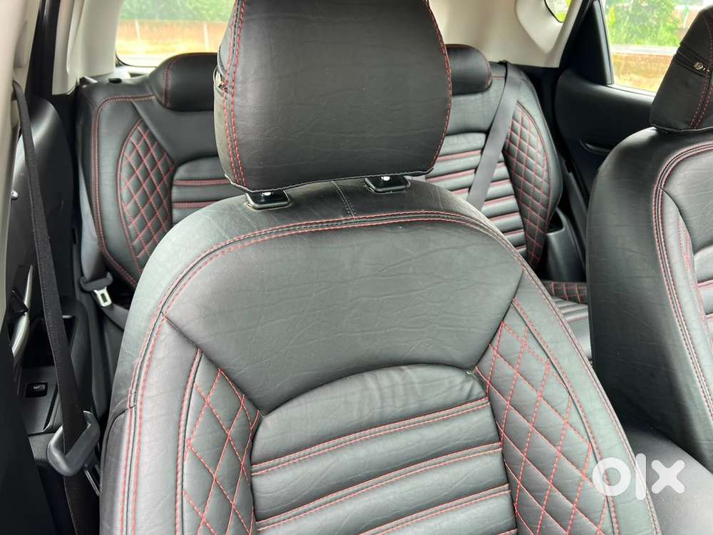 Kia Sonet Petrol 11500 Km Driven Sunroof