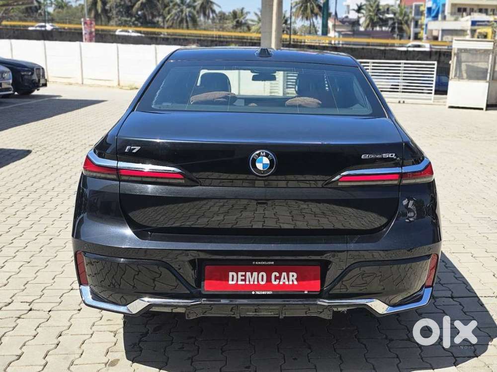 Bmw I7 Xdrive60, 2024, Electric