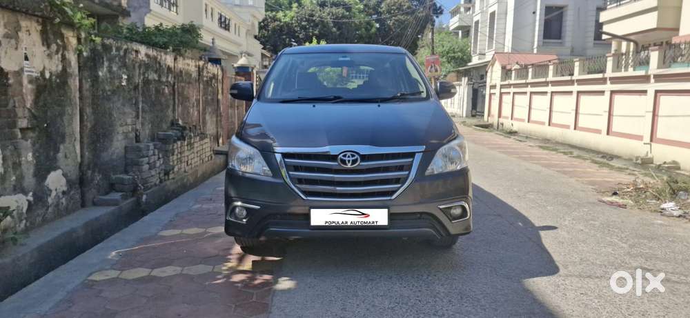 Toyota Innova 2.5 Vx 7 Seater Bs Iv, 2015, Diesel
