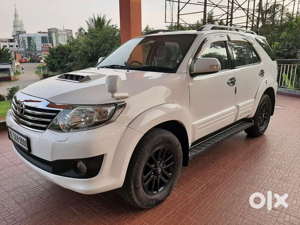 Toyota Fortuner 3.0 4x2 Mt, 2012