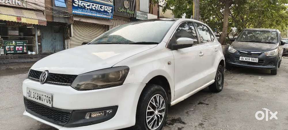 Volkswagen Polo 2012 Petrol 72000 Km Driven