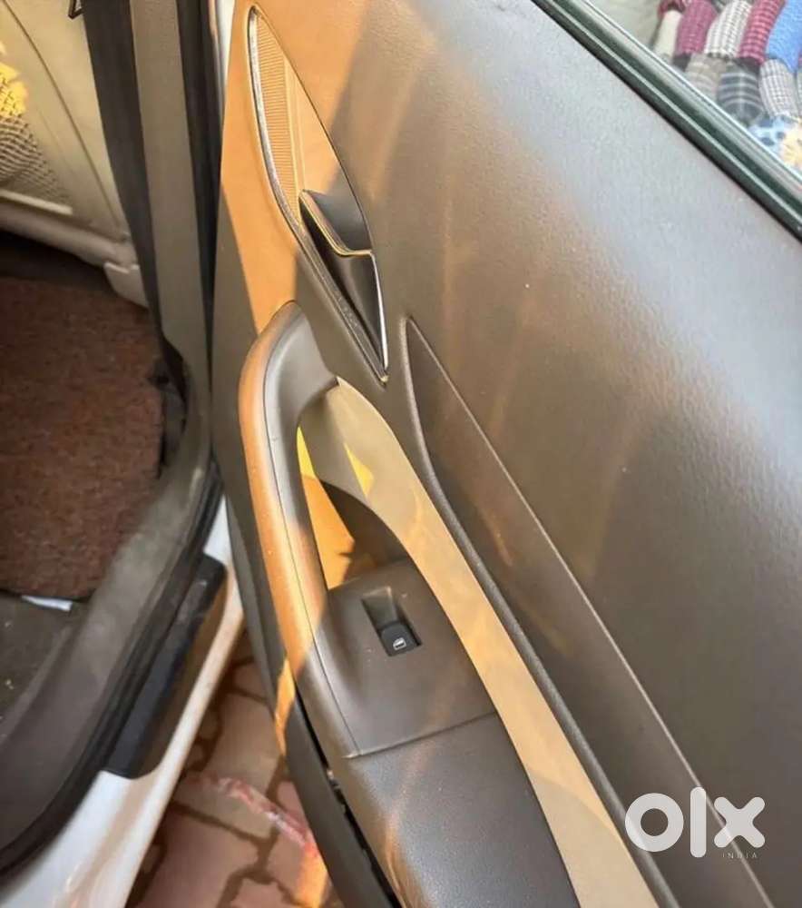 Audi Q3 2015 Diesel 120000 Km Driven