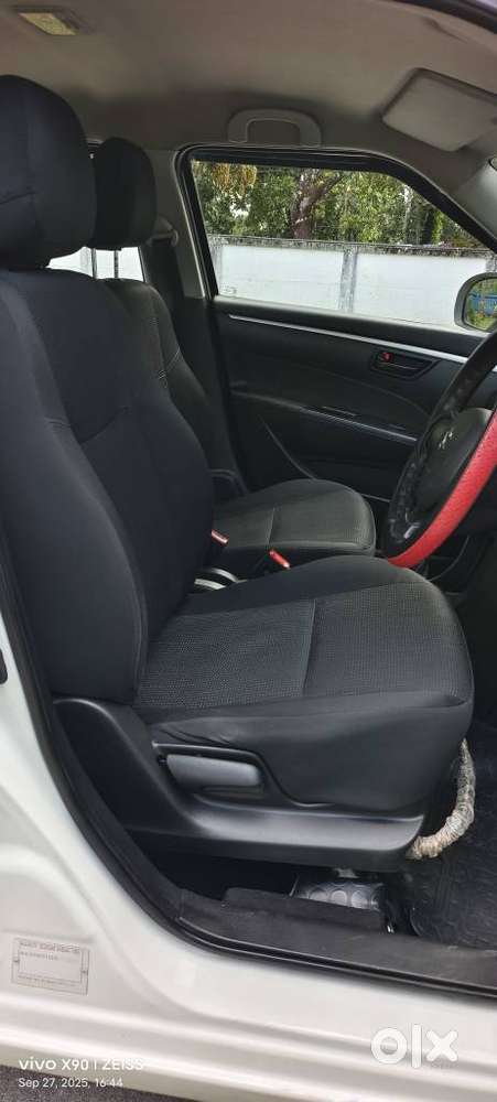 Maruti Suzuki Swift Lxi Option, 2017, Petrol