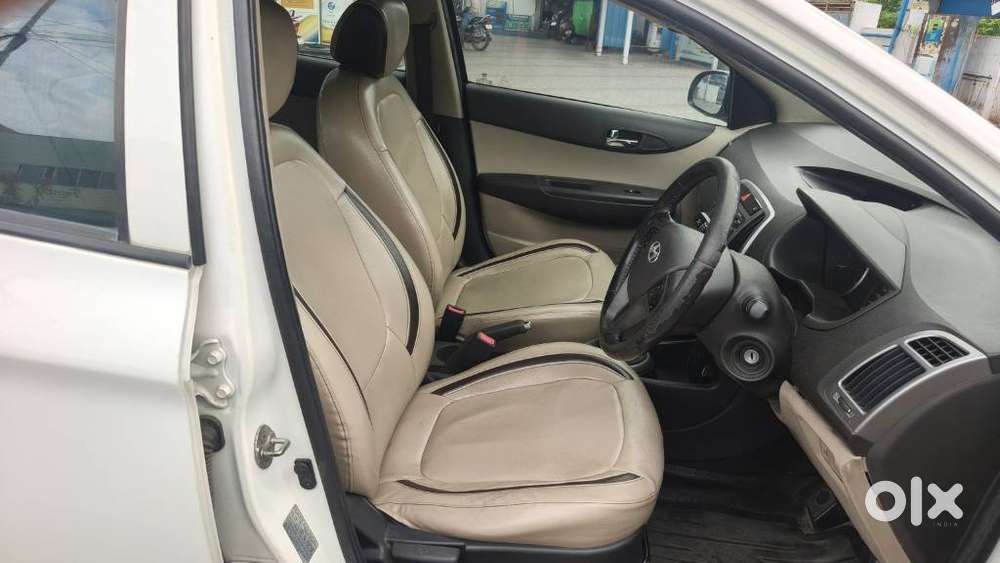 Hyundai I20 Sportz 1.4 Crdi, 2014, Diesel