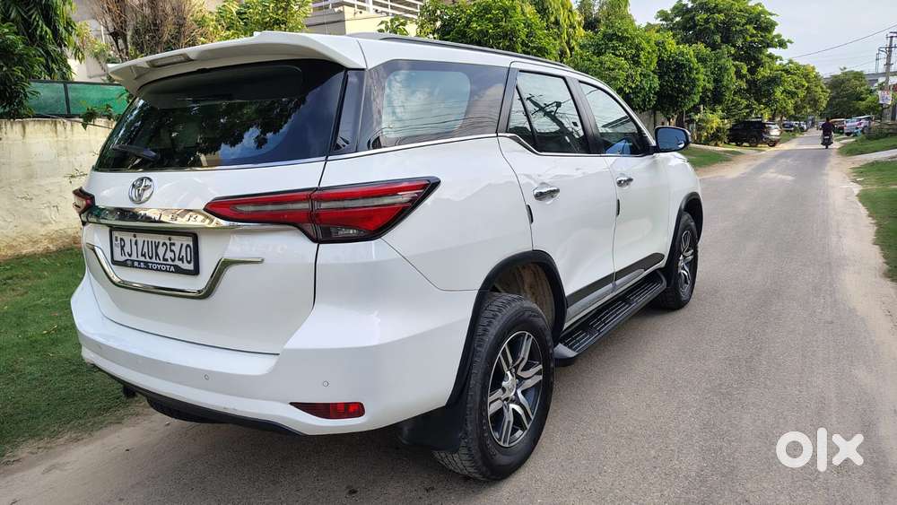 Toyota Fortuner 4x2 Mt 2.8 Diesel, 2024, Diesel