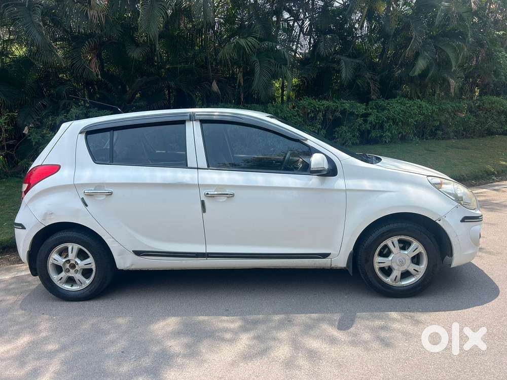 Hyundai I20 Sportz 1.2 Bs-iv, 2012, Petrol