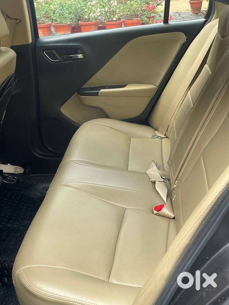 Honda City V Mt 2017  Single Owner  42,100 Km  Full Honda Service