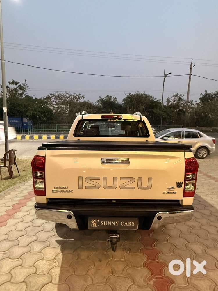 Isuzu V-cross Z Prestige 4x4 At, 2023, Diesel
