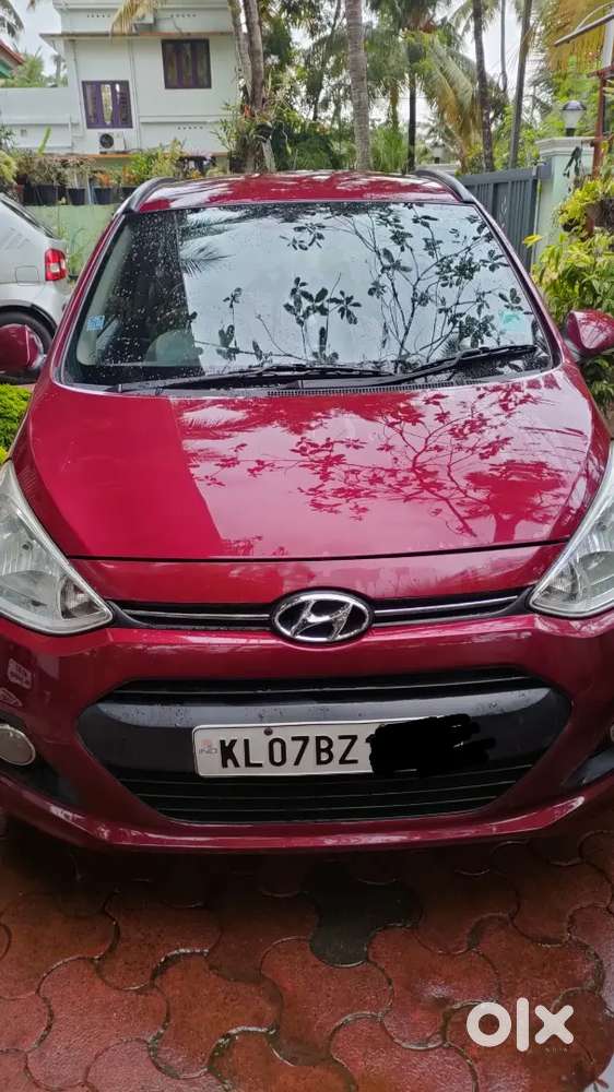 Hyundai Grand I10 Sportz 2013 Car