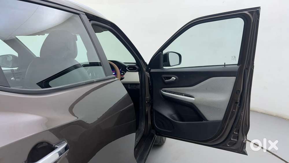 Nissan Magnite 1.0 Xv Turbo Cvt, 2021, Petrol