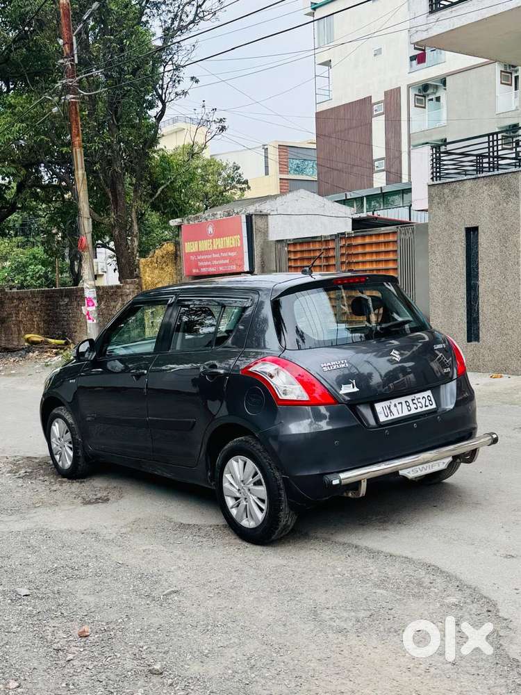 Maruti Suzuki Swift Vvt Zxi, 2015, Petrol