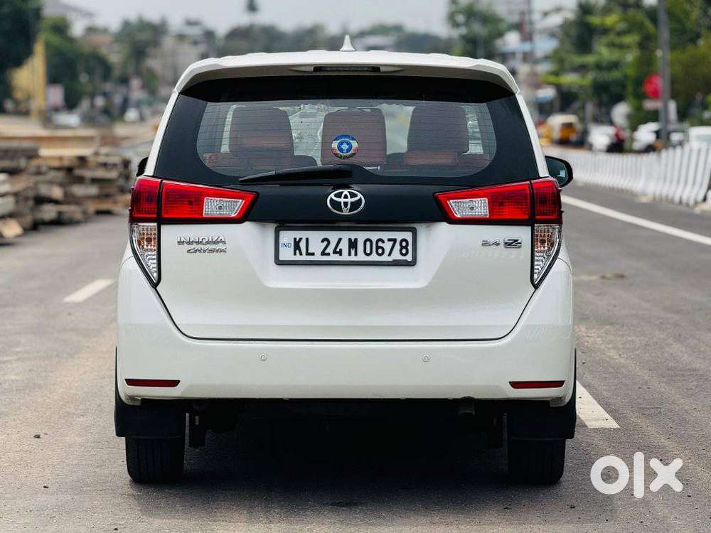 Toyota Innova Crysta [2020-ongoing] 2.4 Vx 7 Str, 2016, Diesel