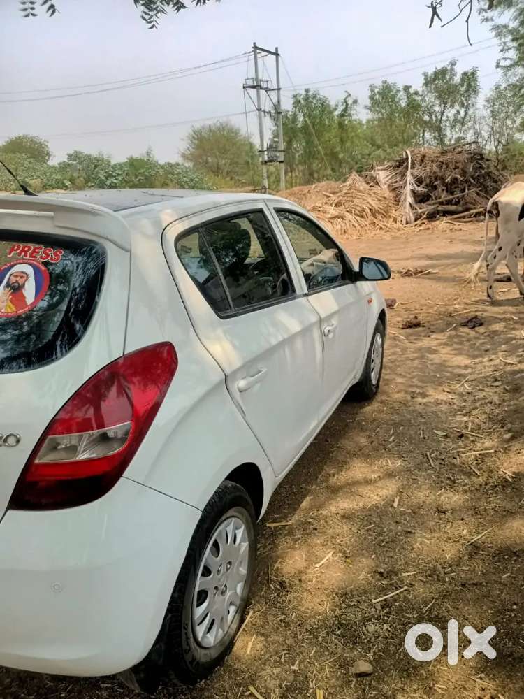 Hyundai I20 2010 Cng & Hybrids 120000 Km Driven Petrol With Cng