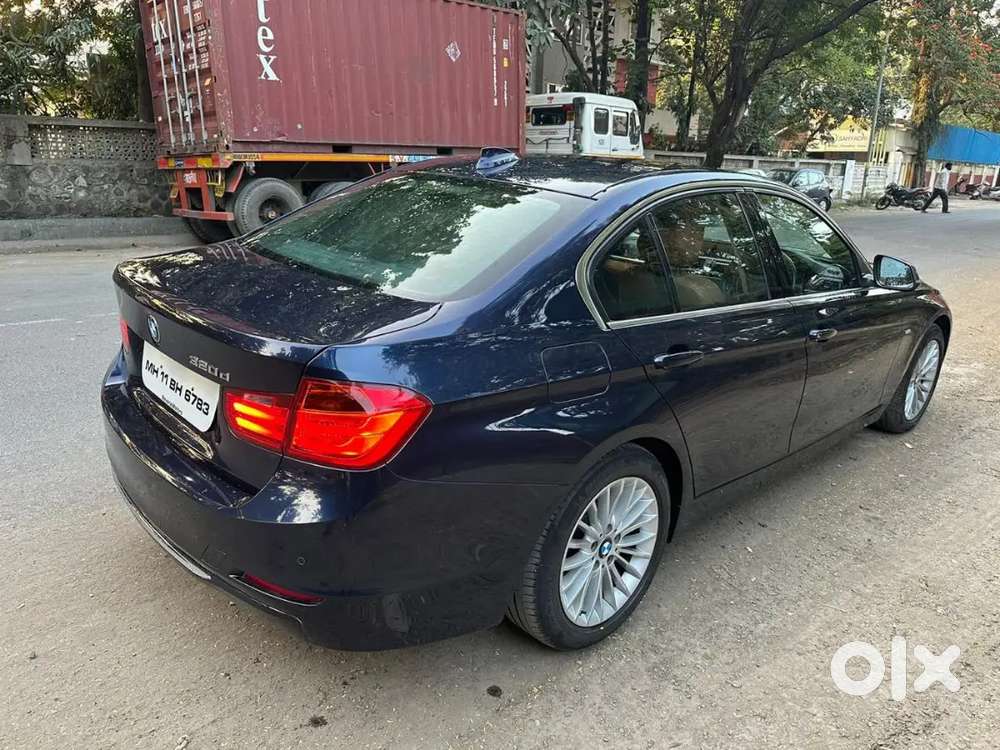 Bmw 3 Series, Top Model ,luxury Line, Cream Condition.