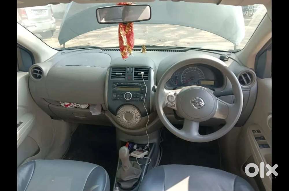 Nissan Sunny 2012 Petrol Manual