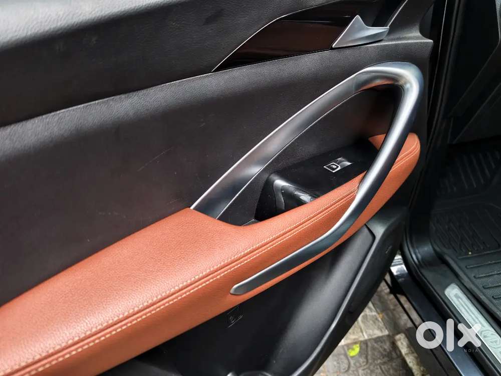 Mg Hector Plus 2021 Diesel 35000 Km Driven