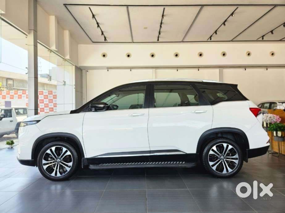 Mg Hector Plus Sharp Cvt, 2023, Petrol