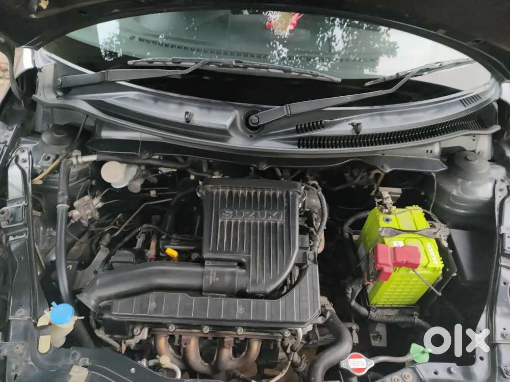Maruti Suzuki Swift Lxi 2017