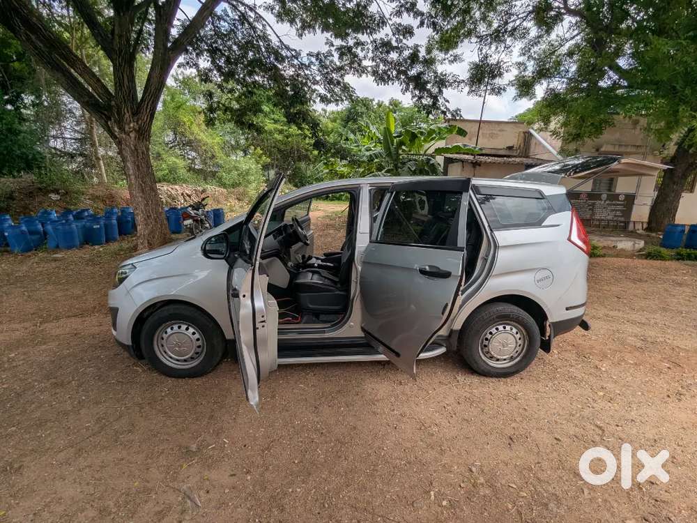 Mahindra Marazzo 2019 Diesel 95000 Km Driven