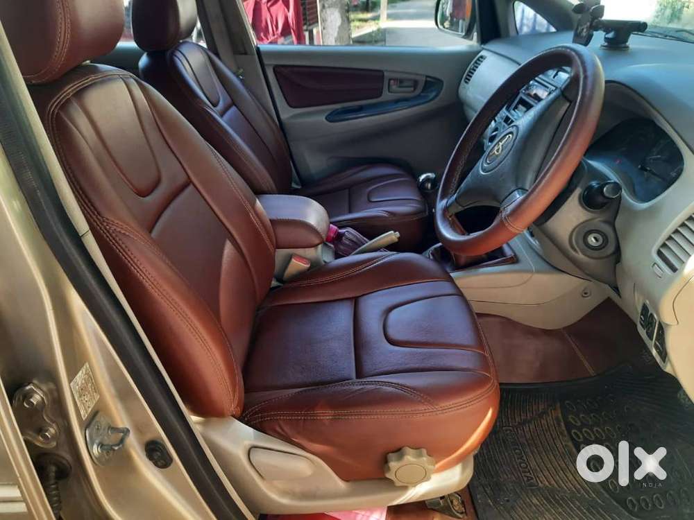 Toyota Innova 2010 Diesel 250000 Km Driven