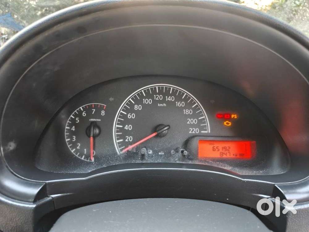 Renault Scala Rxe, 2013, Petrol