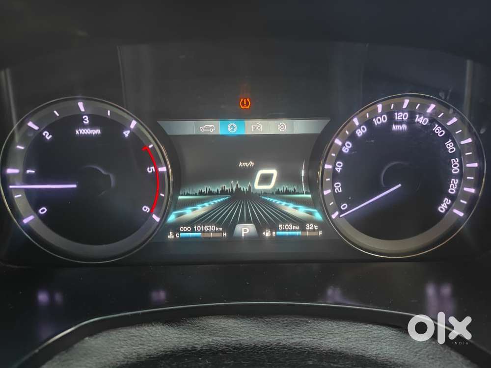 Mahindra Alturas G4 4wd At, 2019, Diesel