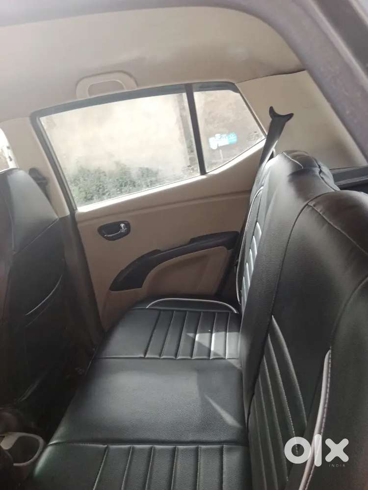 Hyundai I10 Blue Drive Megna 2013 Model