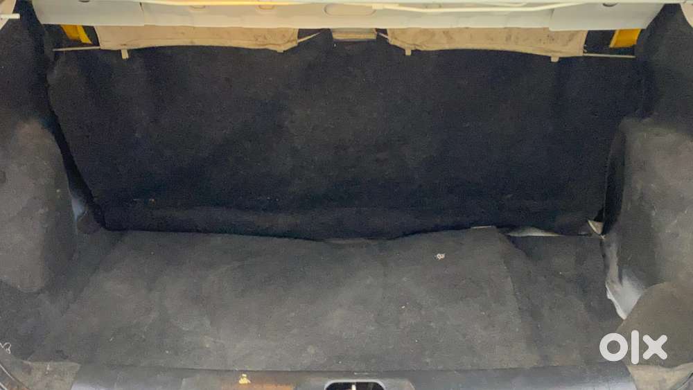 Maruti Suzuki Swift Dzire Vxi At, 2016, Petrol