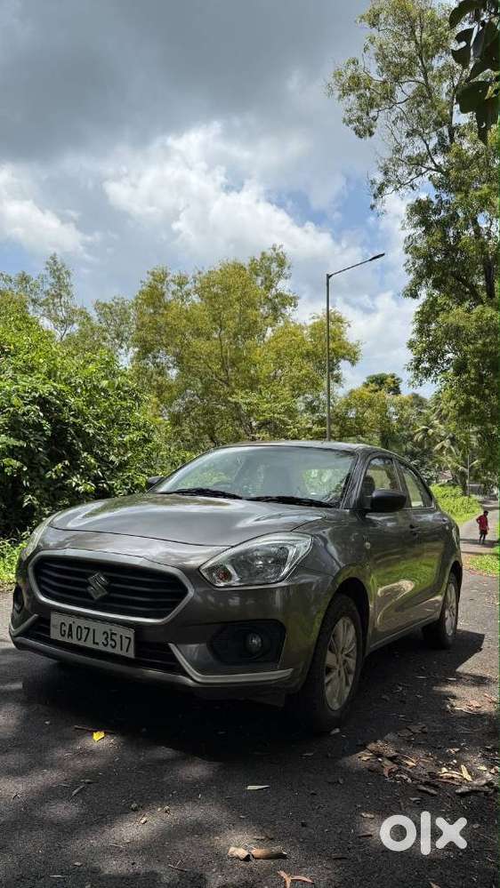 Maruti Suzuki Swift Dzire 1.2 Lxi Bsiv, 2018, Petrol