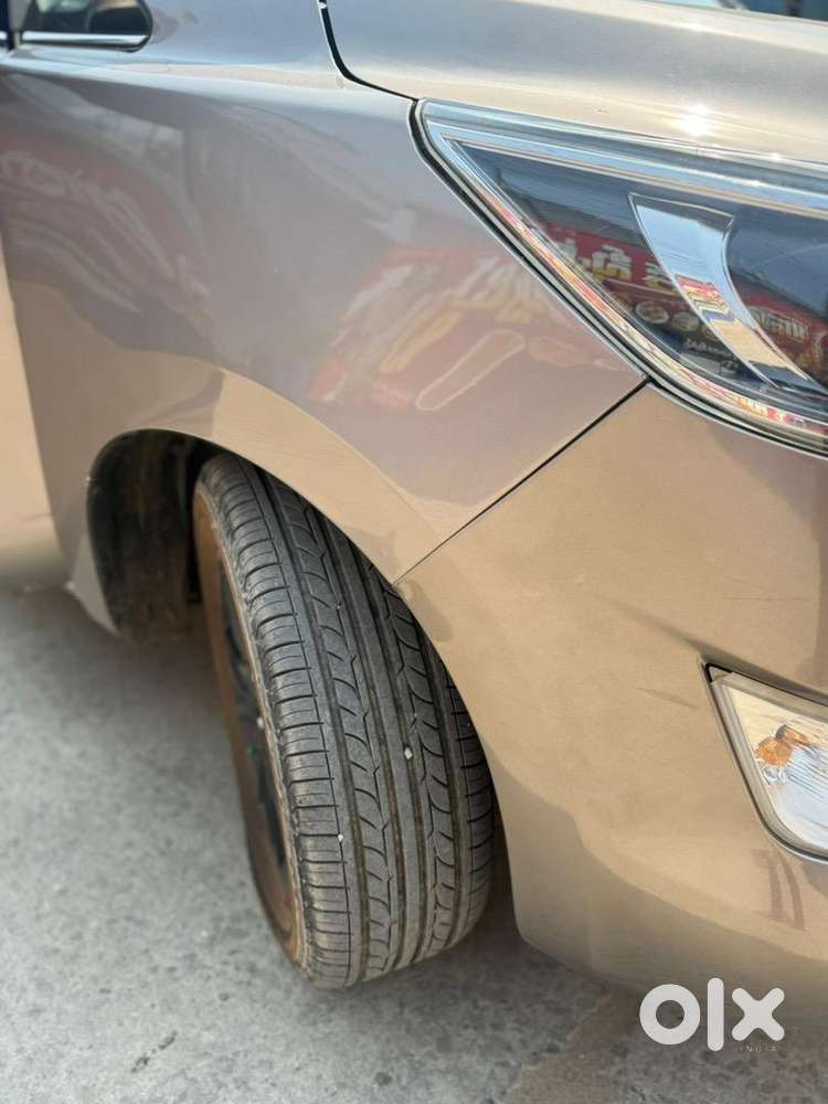 Toyota Innova Crysta 2018 Diesel Well Maintained