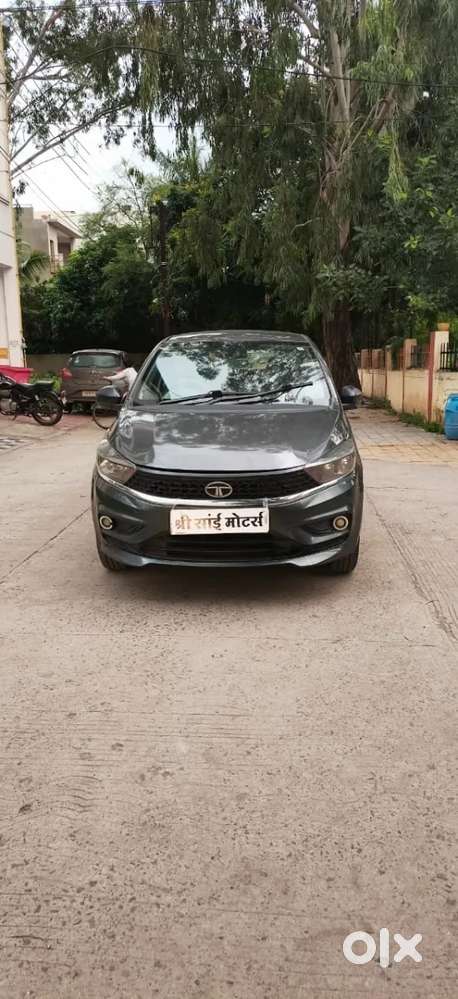 Tata Tigor Xe, 2022, Petrol