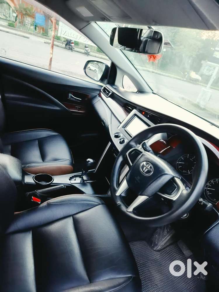 Toyota Innova Crysta 2.8 Gx At, 2017, Diesel