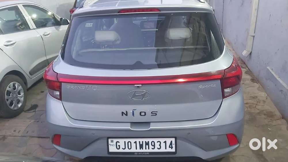 Hyundai Grand I10 Sportz 1.2 – For Sale
• Only 6,800 Km Driven