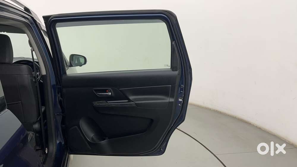 Maruti Suzuki Xl6 1.5 Alpha Plus At, 2024, Petrol