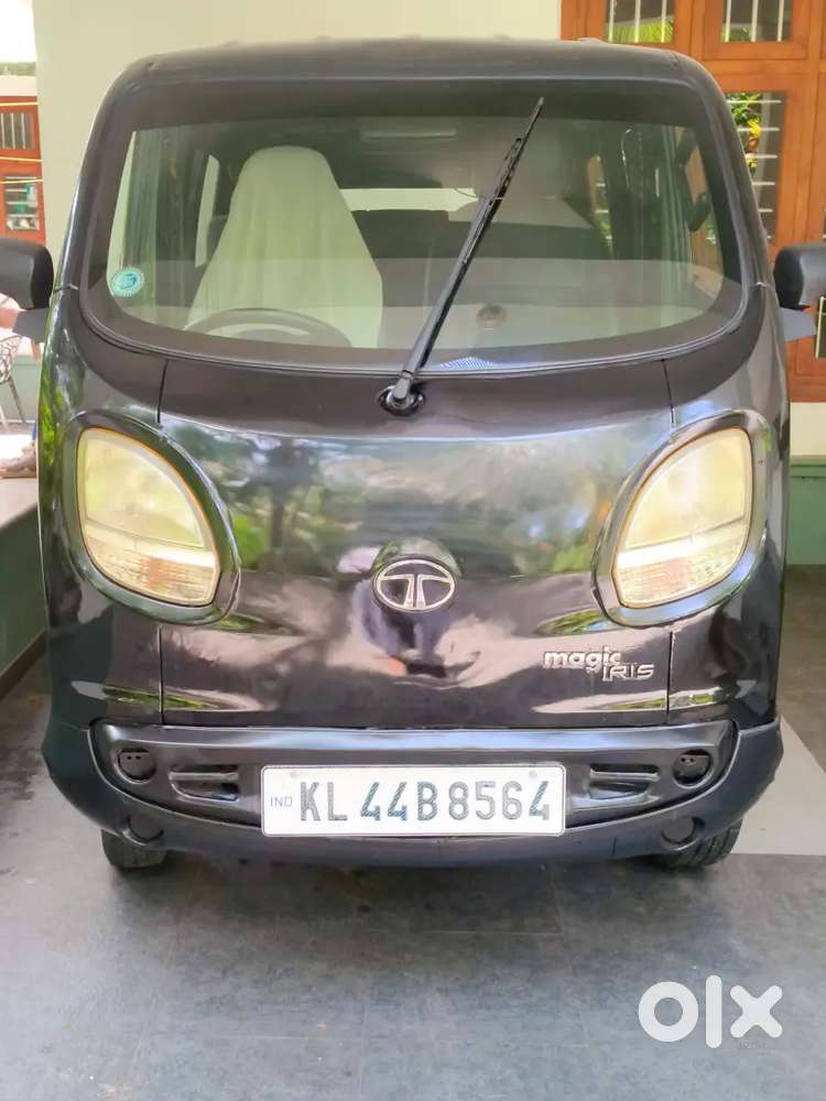 Tata Magic Iris,2013, Good Condition,80%tyre