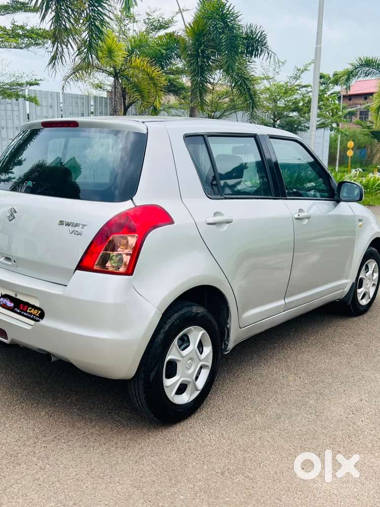 Maruti Suzuki Swift Vdi Bsiv W Abs, 2010, Diesel